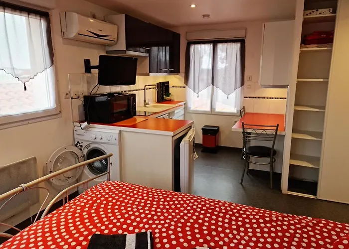 Redhouse Solarium 尔龙河畔若吉斯