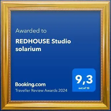 Redhouse Solarium 尔龙河畔若吉斯